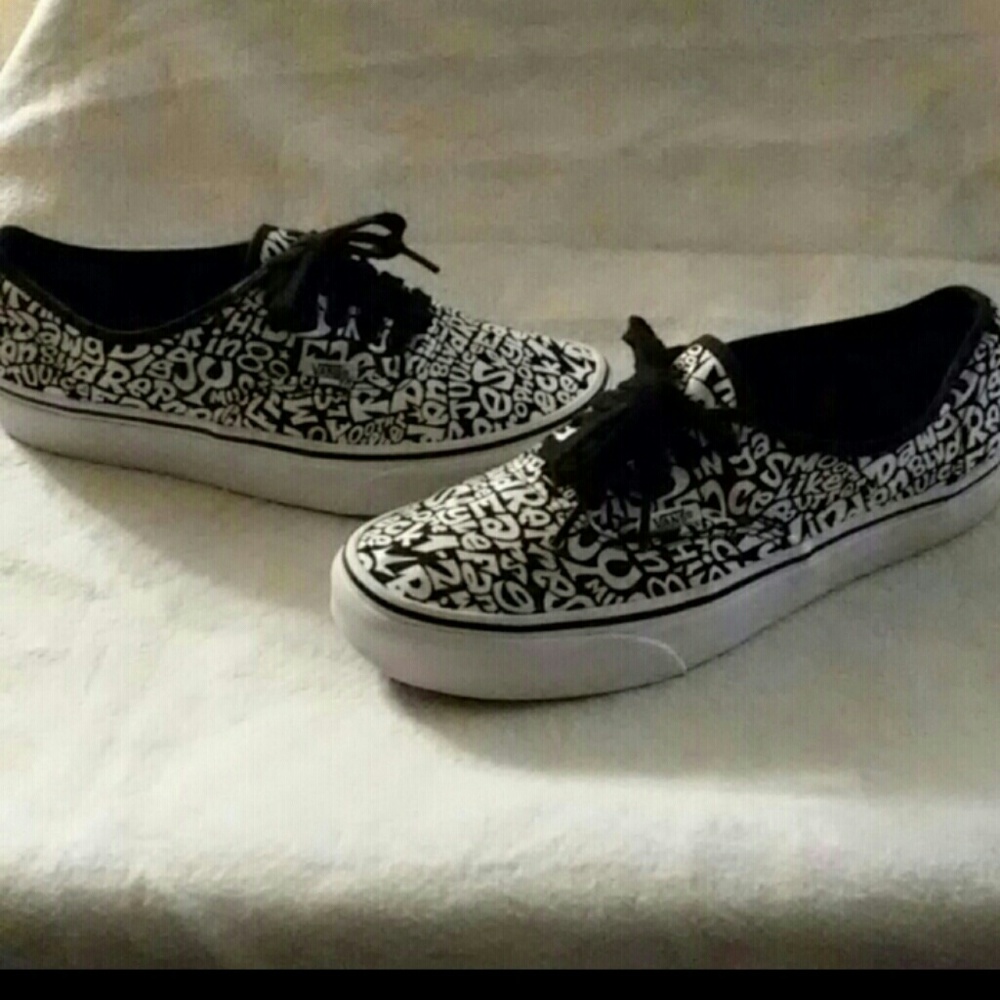 UniSex Authentic A Tribe Called Quest Vans